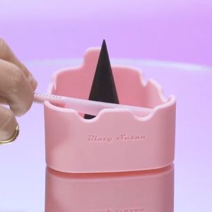 Blazy Suzan Pink Deluxe Silicone Ashtray / Bowl Cleaner