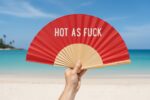 Βεντάλια "Hot As Fuck" 23cm – Κόκκινη Ξύλινη Βεντάλια Fantastico Fans - Image 2